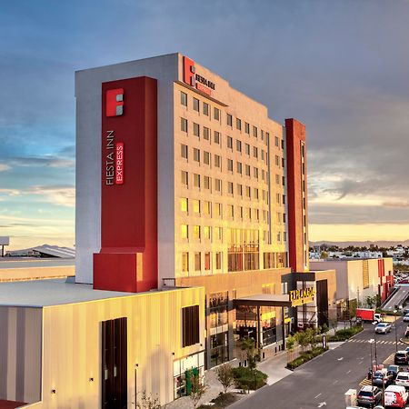 Fiesta Inn Express Puebla Explanada Exterior foto